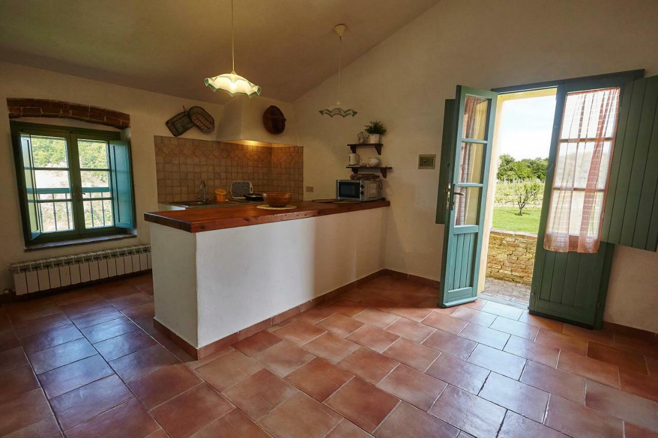 Agriturismo Ca Lo Spelli Hotel Guasticce ภายนอก รูปภาพ