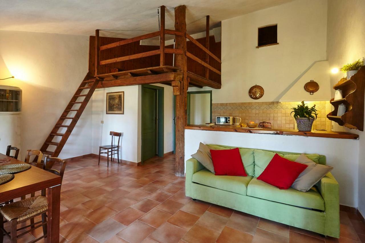 Agriturismo Ca Lo Spelli Hotel Guasticce ภายนอก รูปภาพ