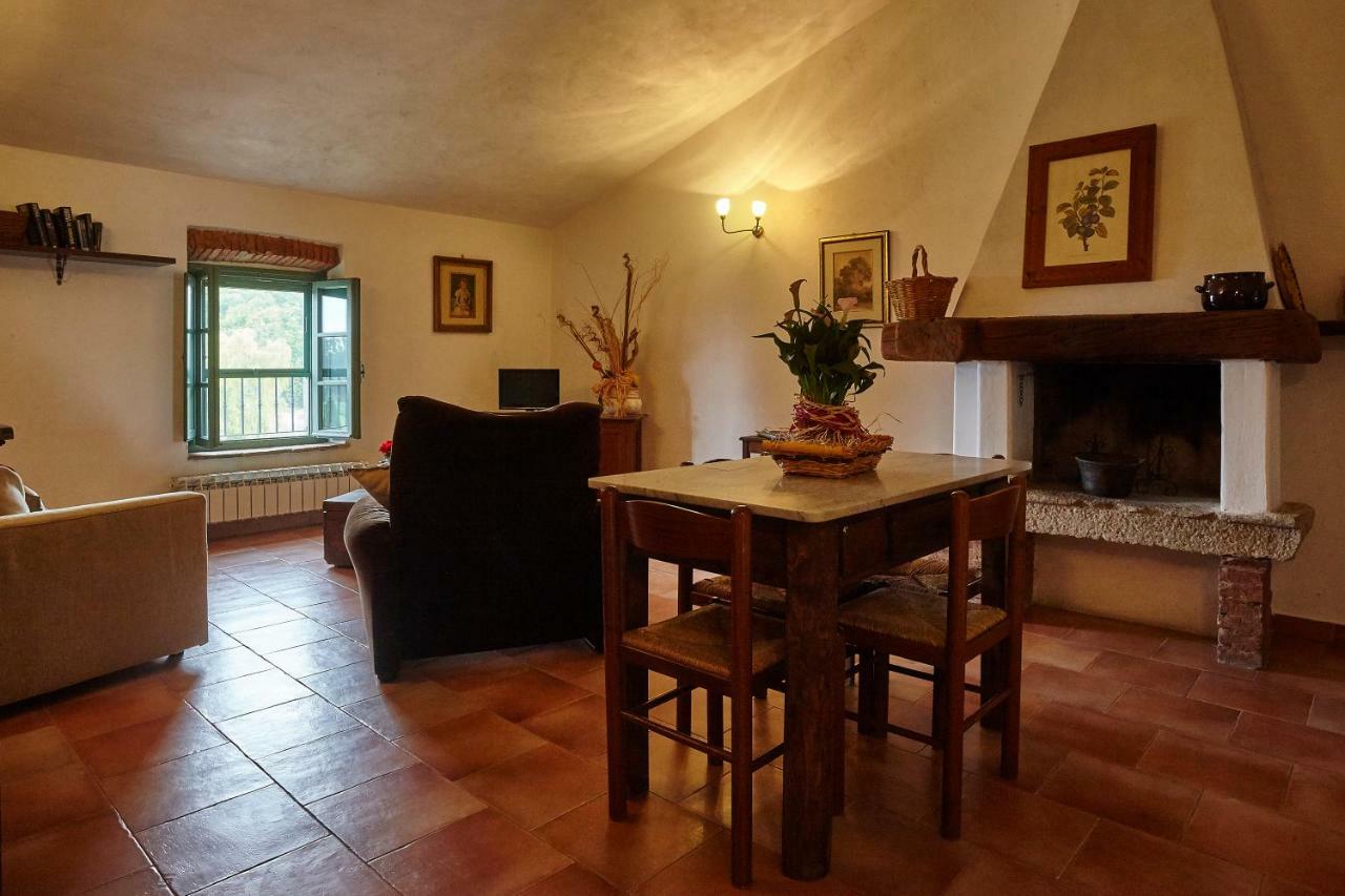 Agriturismo Ca Lo Spelli Hotel Guasticce ภายนอก รูปภาพ